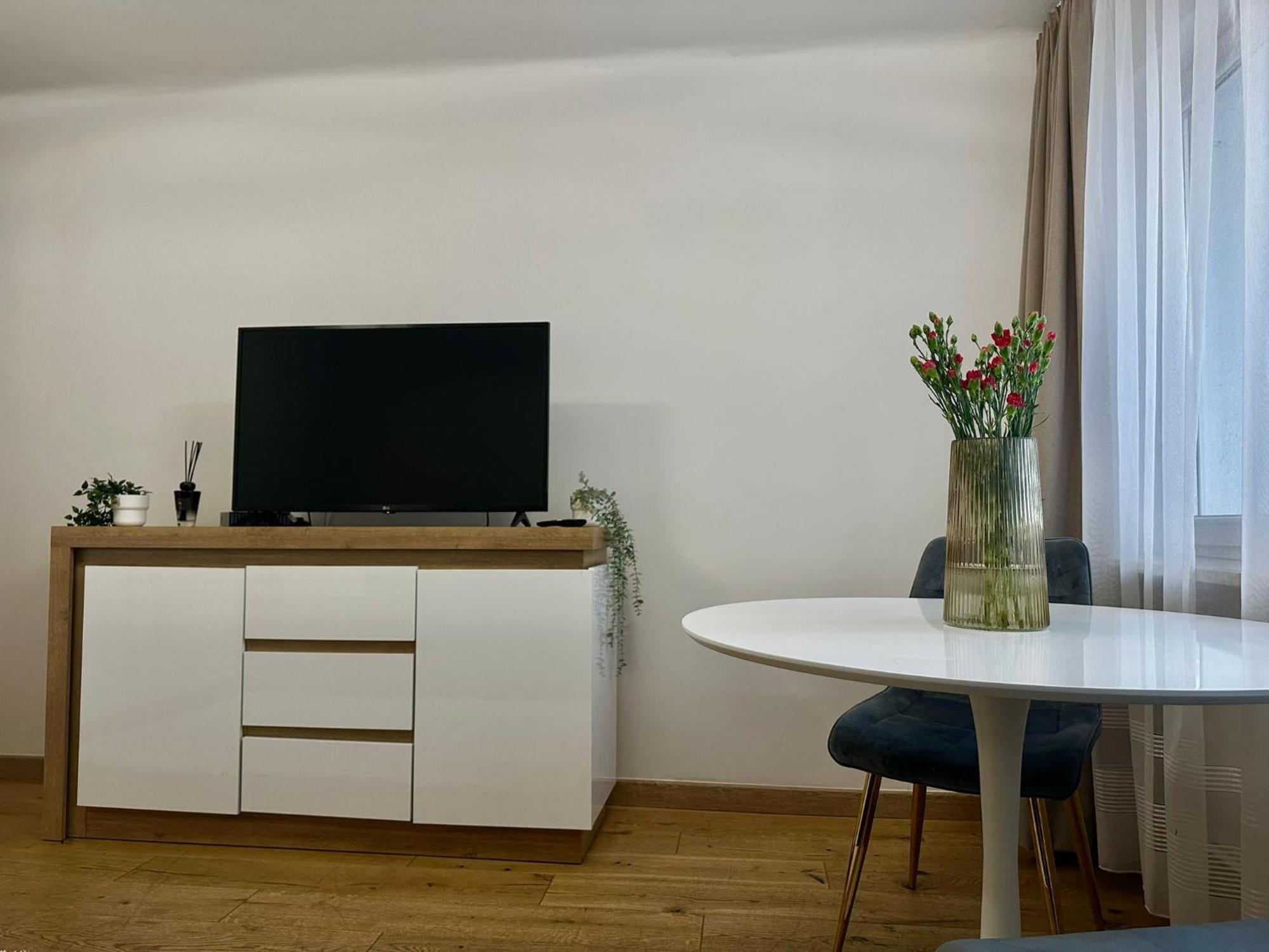 Chmielna 106 - Free Parking - Duzy Balkon Apartment Warsaw Ngoại thất bức ảnh